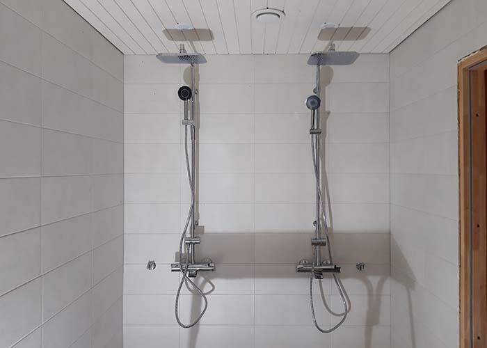 putkipoke-suihkuremontti